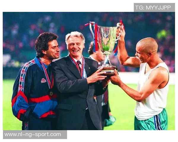 大罗足球比赛精彩回顾与分析展现传奇球星的巅峰时刻与足球魅力